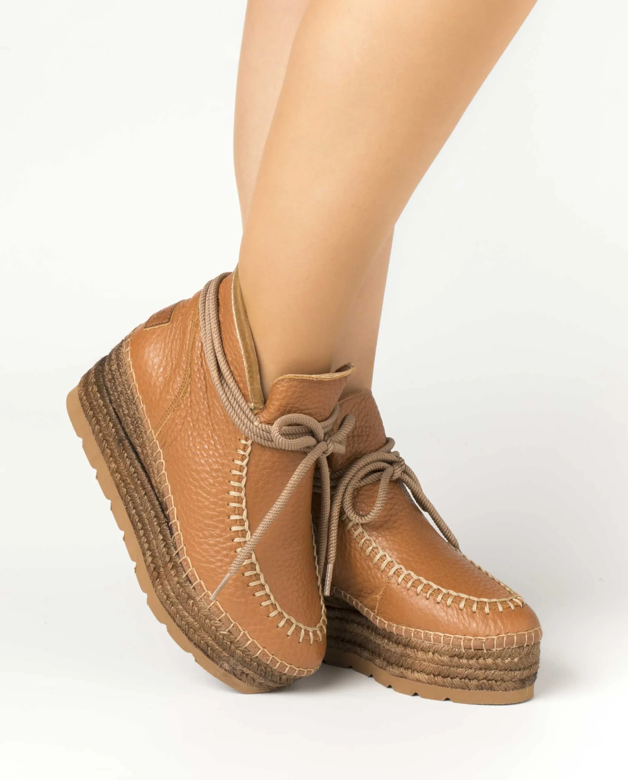 Bota baja en bost camel Creta
