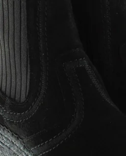 Botin Chelsea en serraje negro Creta