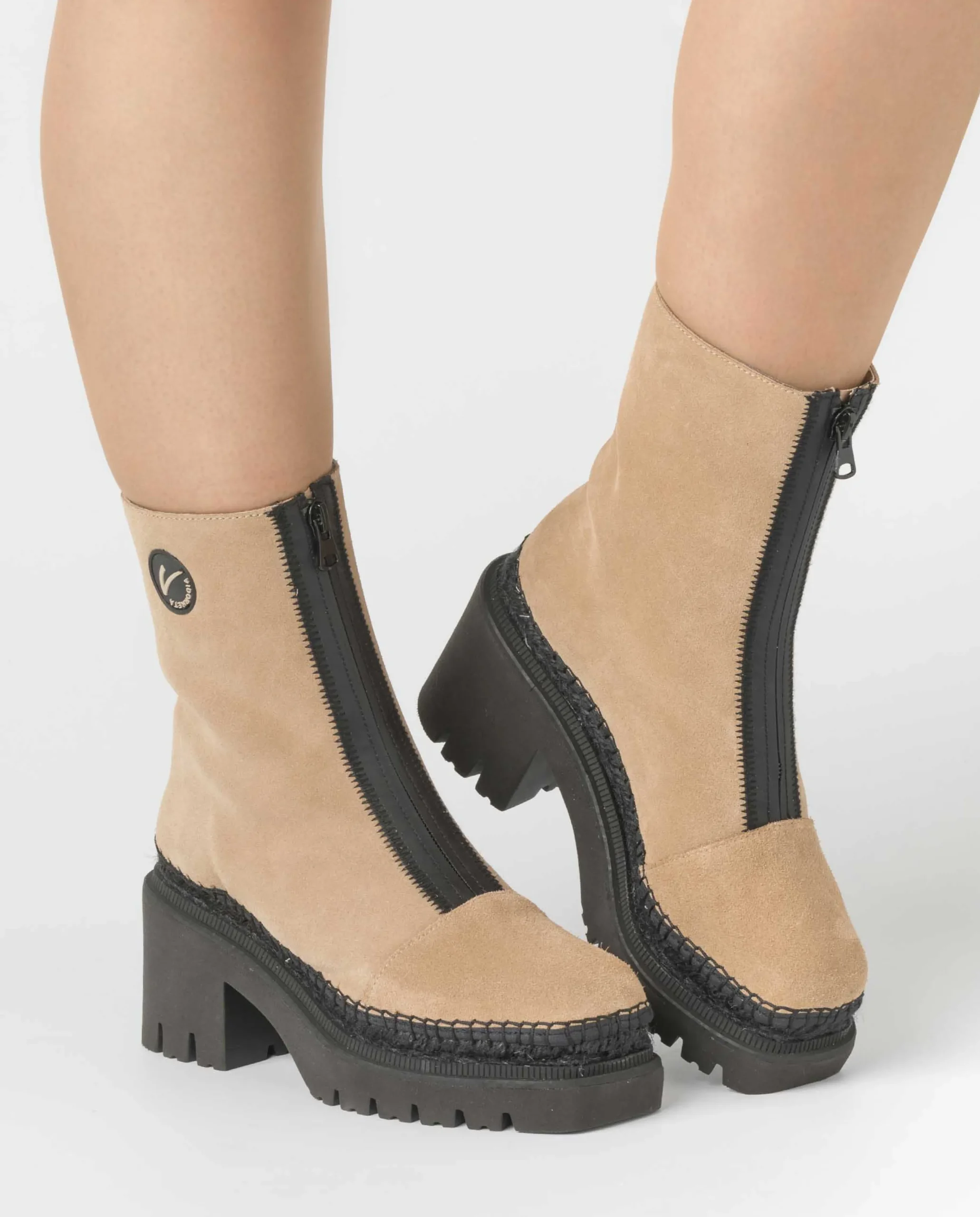 Botin en serraje nude Panteta