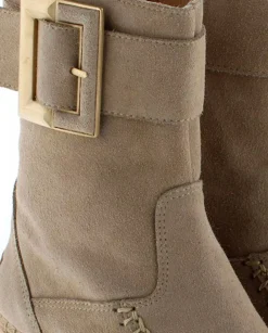 Botin hebilla en serraje arena Tilo 5