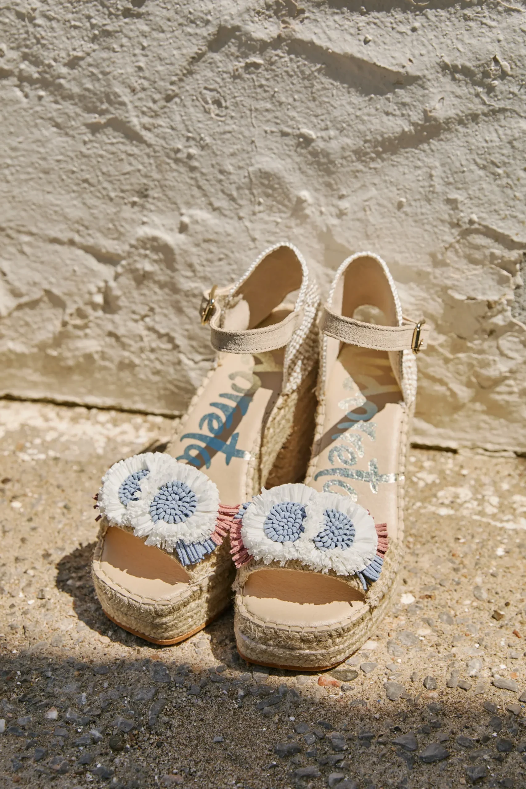 Sandalia abierta trenza natural jeans