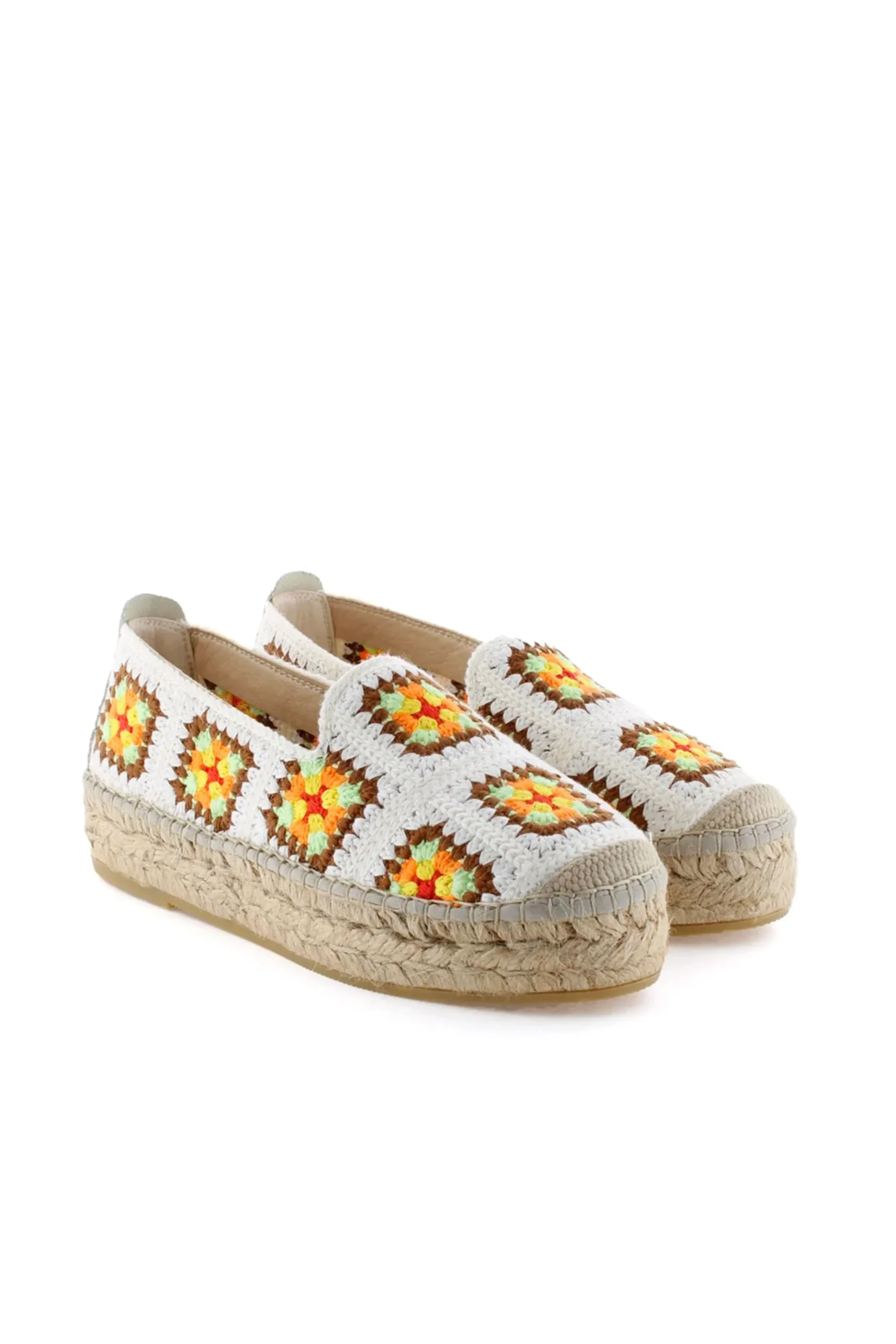 Slippers crochet apricot Merce Doble